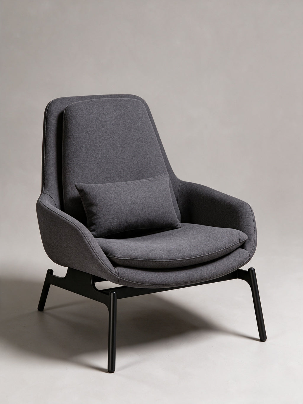 LOUNGE CHAIR - SLIDE