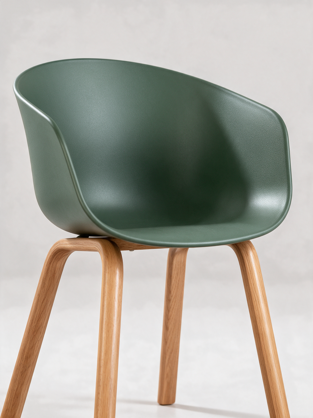 NIORA Ease cafe chair, upholstery and construction detail